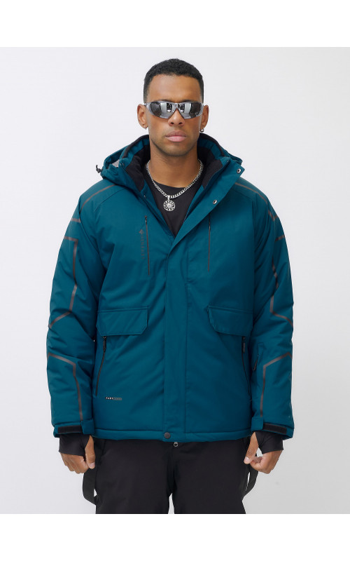 Мужской горнолыжный костюм для активного отдыха.