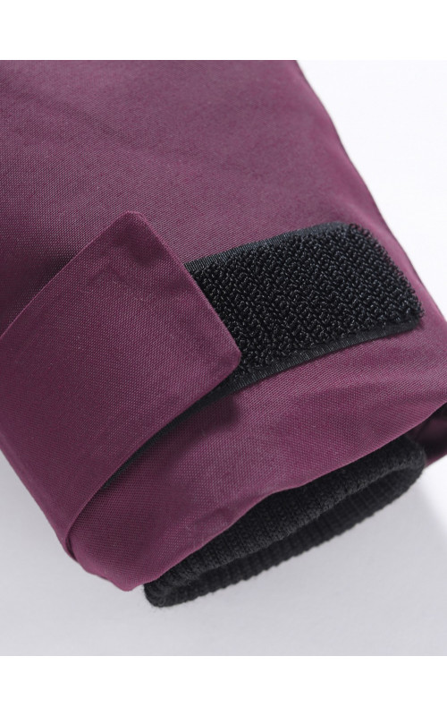 Женская зимняя парка с капюшоном для активного образа жизни.