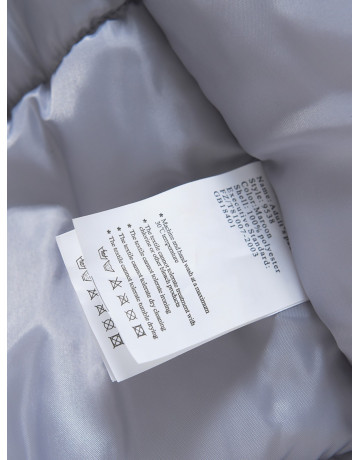 Женская зимняя парка с капюшоном для активного образа жизни.