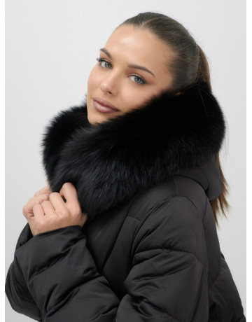 Длинный зимний пуховик премиум-класса.