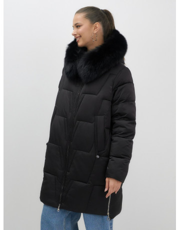 Длинный зимний пуховик премиум-класса.