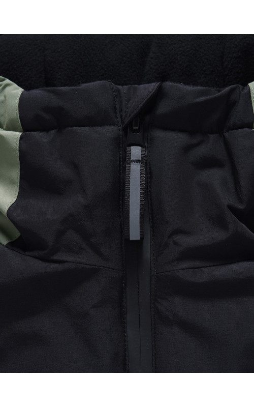 Горнолыжный костюм для подростков: защита и комфорт в холода