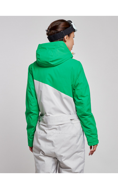 Зимний женский комбинезон для зимних видов спорта.