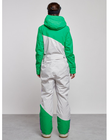 Зимний женский комбинезон для зимних видов спорта.