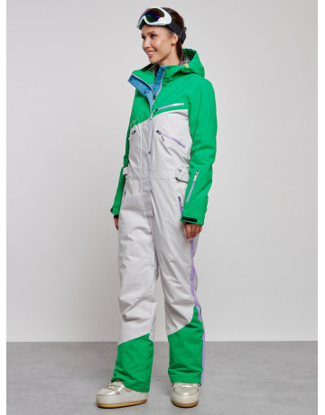 Зимний женский комбинезон для зимних видов спорта.