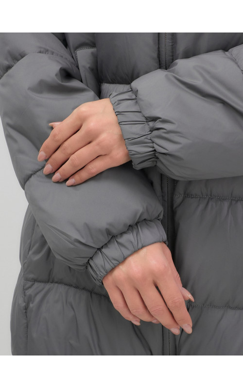 Женский зимний пуховик с капюшоном на резинке для больших размеров.