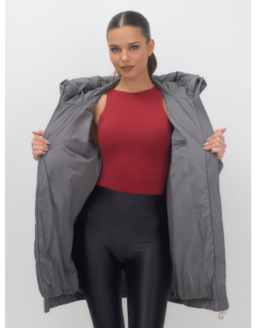 Женский зимний пуховик с капюшоном на резинке для больших размеров.