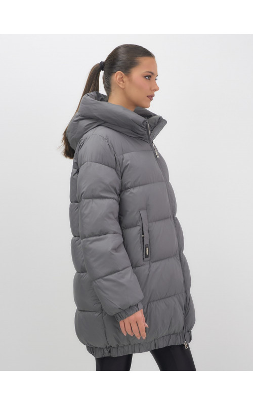 Женский зимний пуховик с капюшоном на резинке для больших размеров.