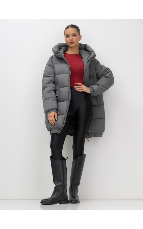 Женский зимний пуховик с капюшоном на резинке для больших размеров.