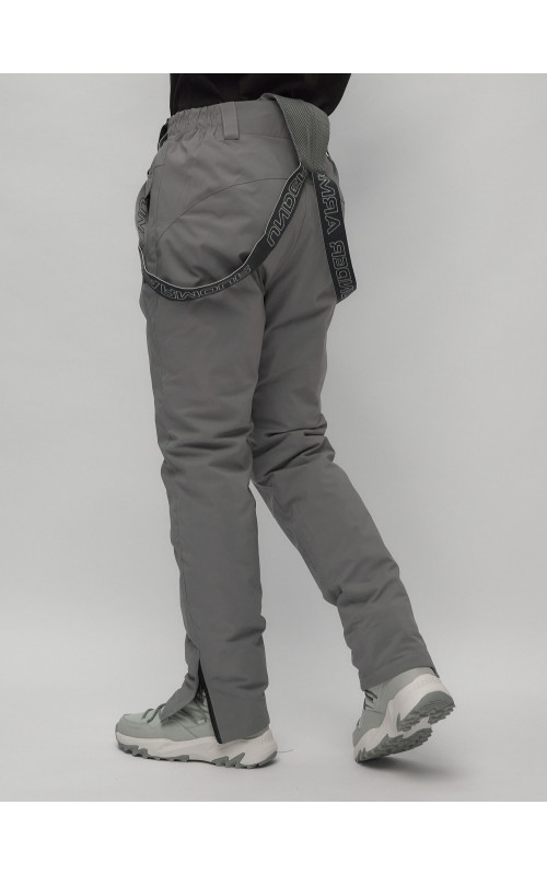 Женский горнолыжный костюм зимний.