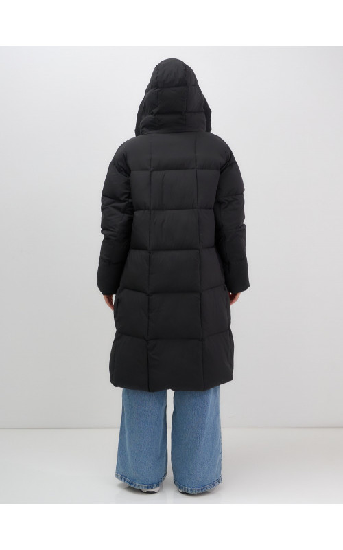 Длинный зимний пуховик для женщин