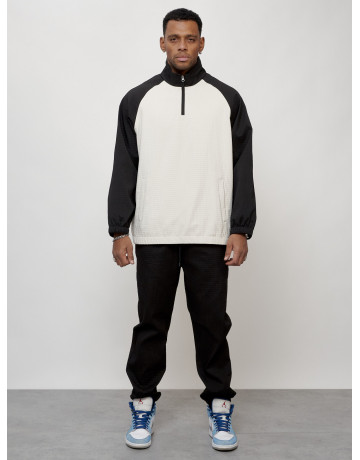 Мужской спортивный костюм для активного отдыха и повседневной носки.