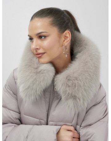 Длинный зимний пуховик премиум-класса.