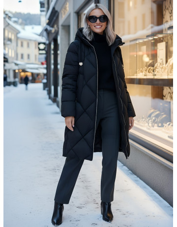 Длинный женский пуховик с капюшоном для зимы