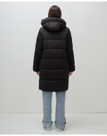 Длинный женский пуховик с капюшоном для зимы