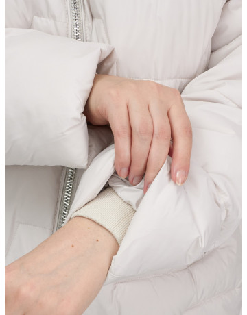 Зимний пуховик с искусственной овчиной для женщин: стиль и тепло