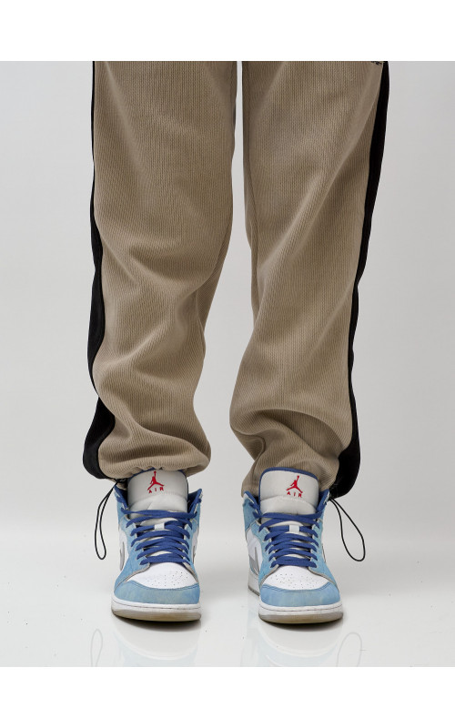 Мужской утеплённый спортивный костюм с начёсом для осени