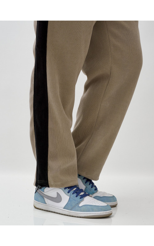 Мужской утеплённый спортивный костюм с начёсом для осени