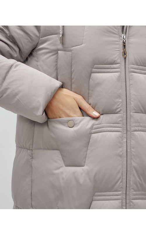 Длинный женский пуховик с капюшоном для зимы