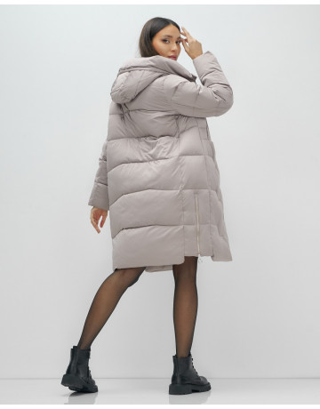 Длинный женский пуховик с капюшоном для зимы