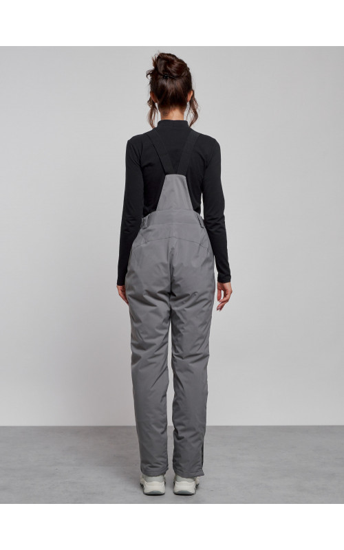 Женский горнолыжный костюм зимний.